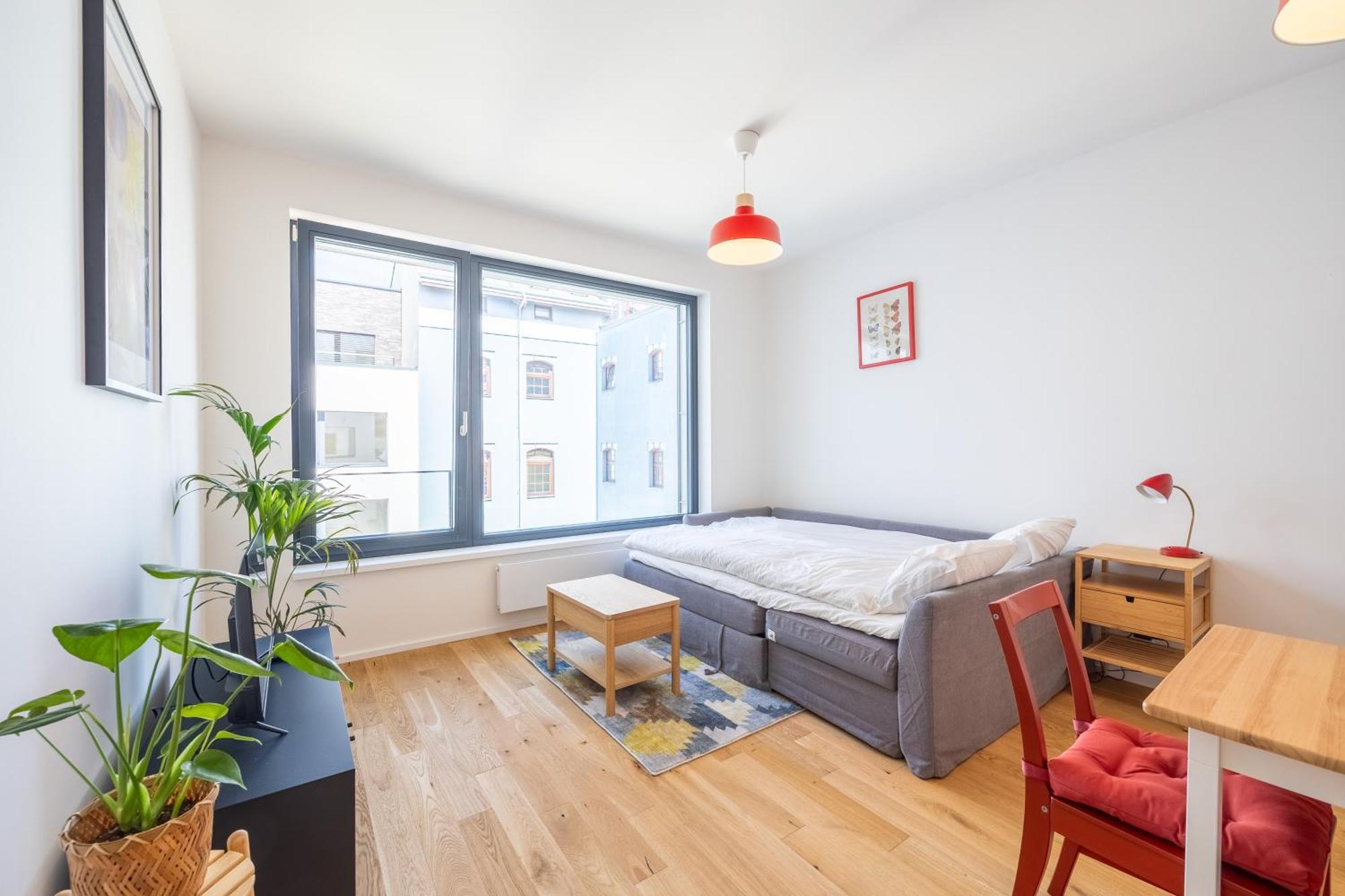 Peaceful And Cosy Newly Built With Parking Prague