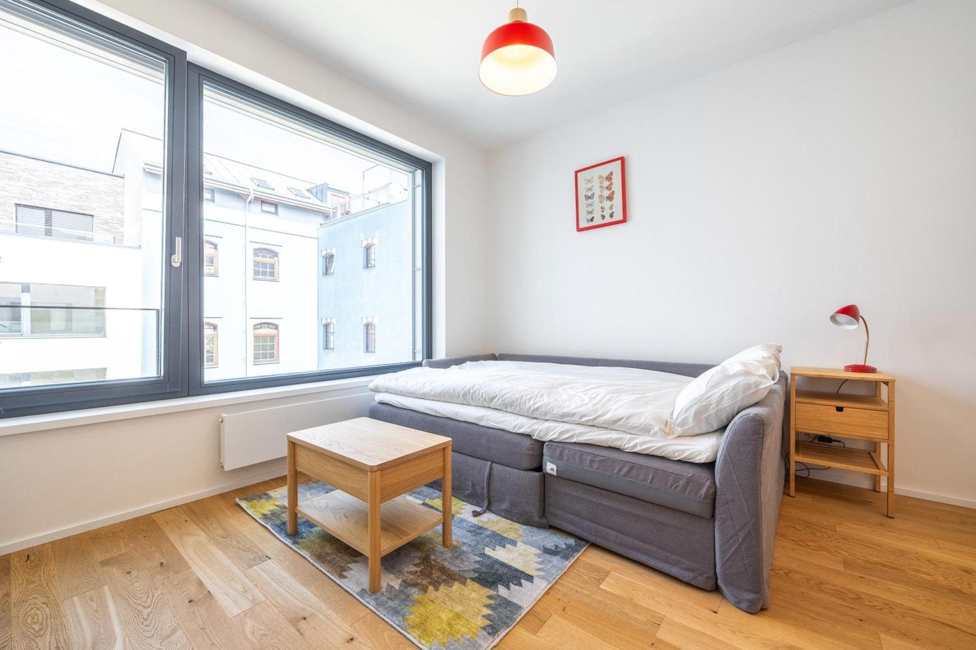 Peaceful And Cosy Newly Built With Parking *