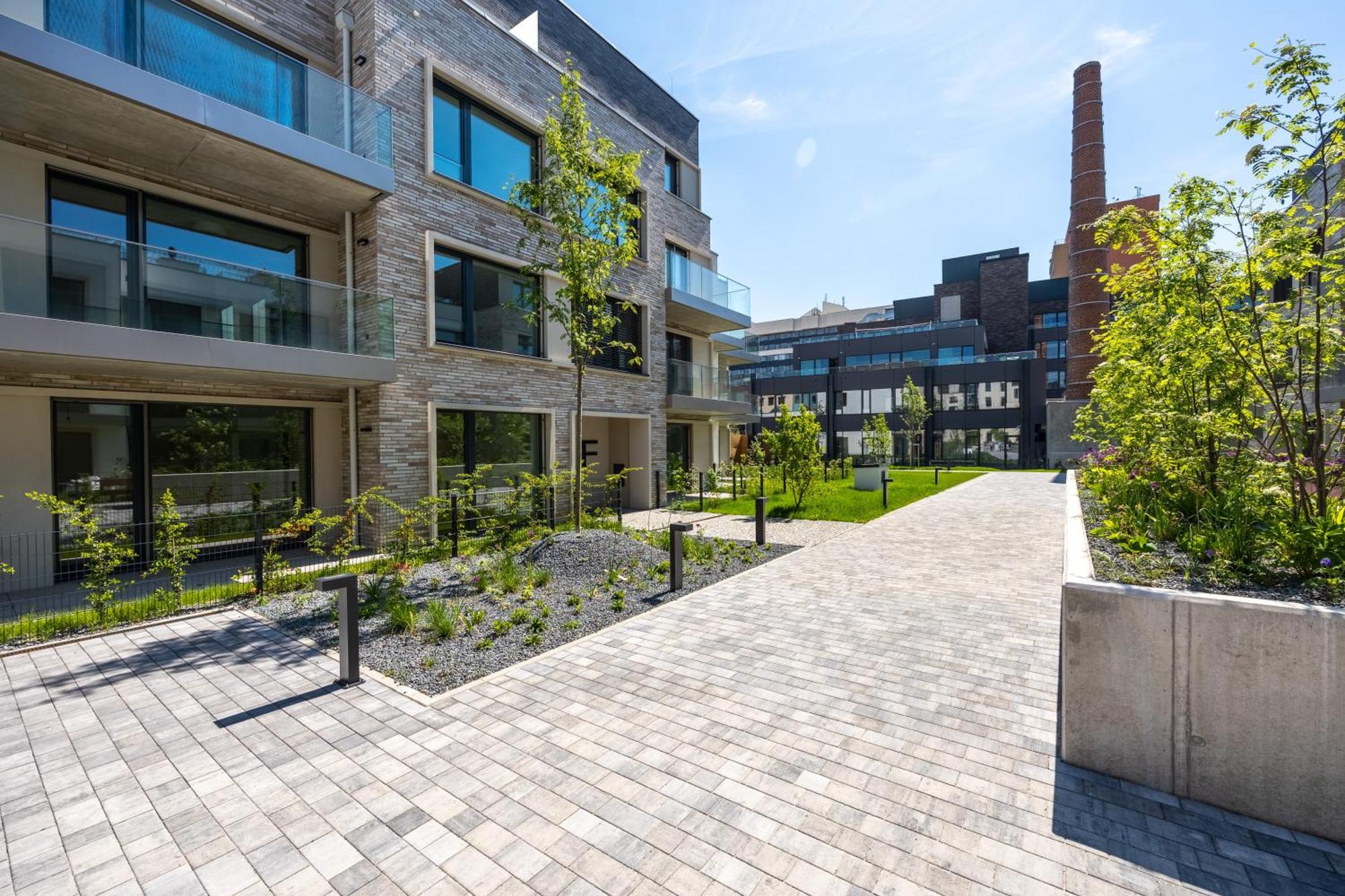 Peaceful And Cosy Newly Built With Parking